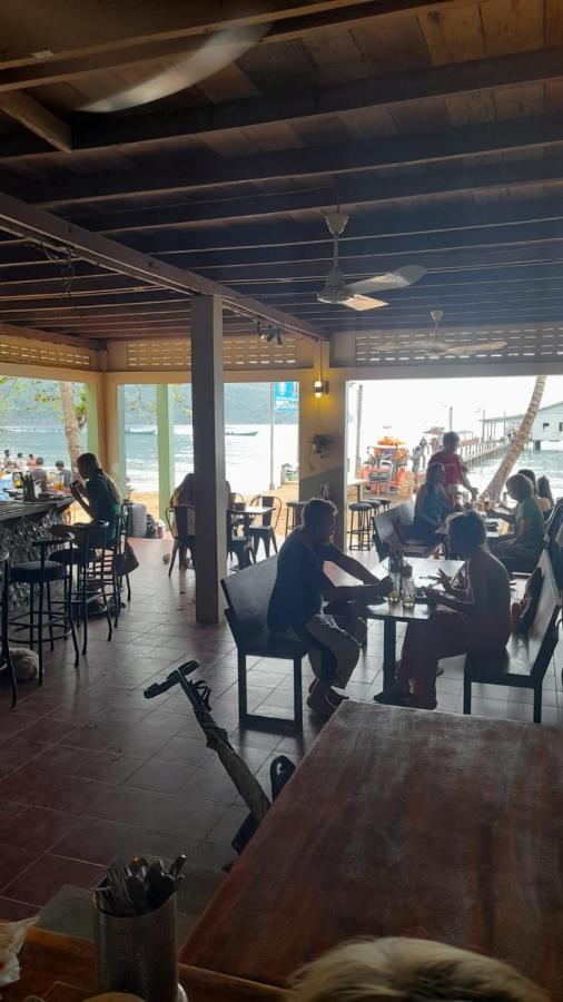 Bong'S Guesthouse M'Pai Bay Koh Rong Sanloem Exteriör bild
