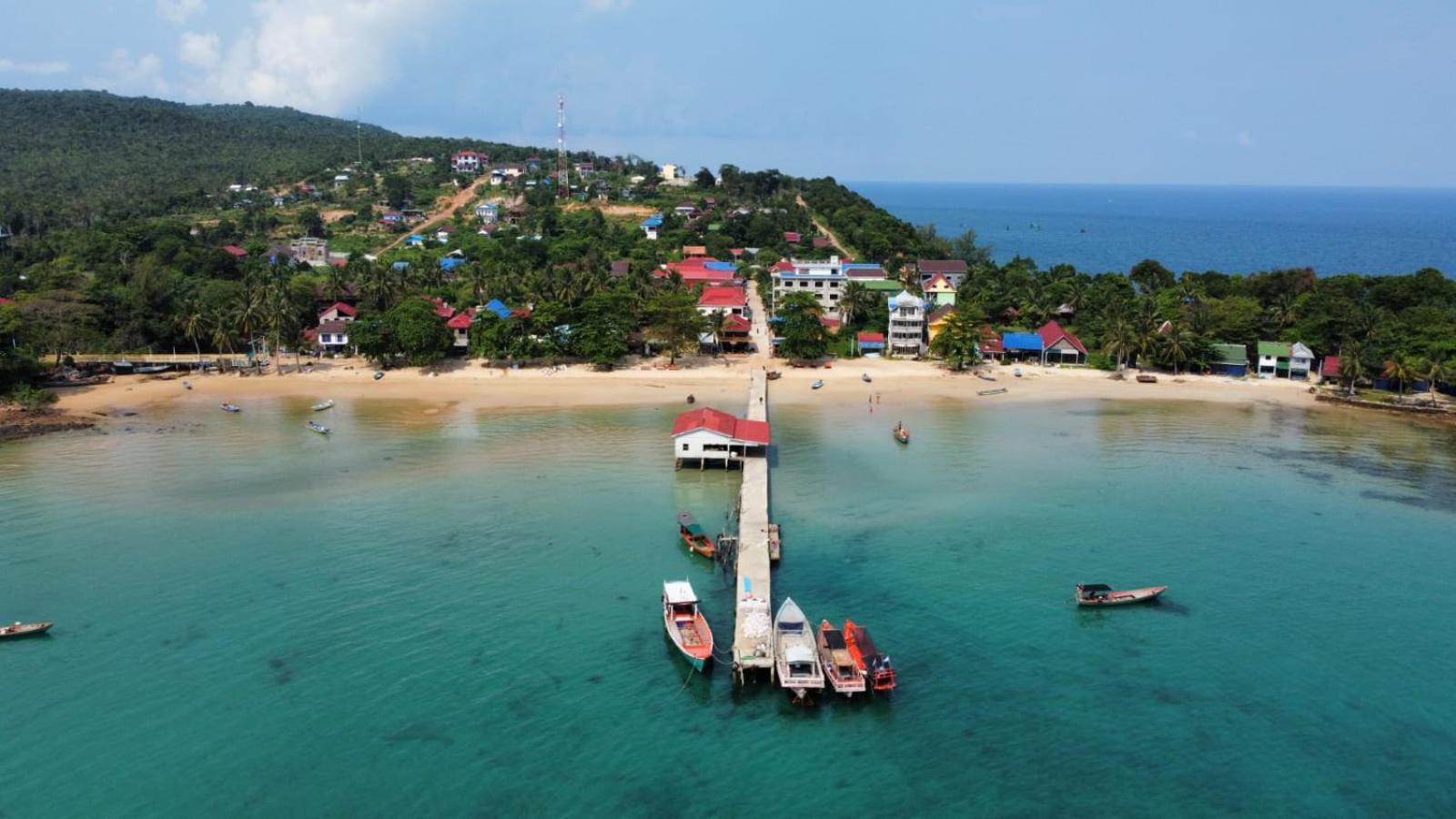 Bong'S Guesthouse M'Pai Bay Koh Rong Sanloem Exteriör bild